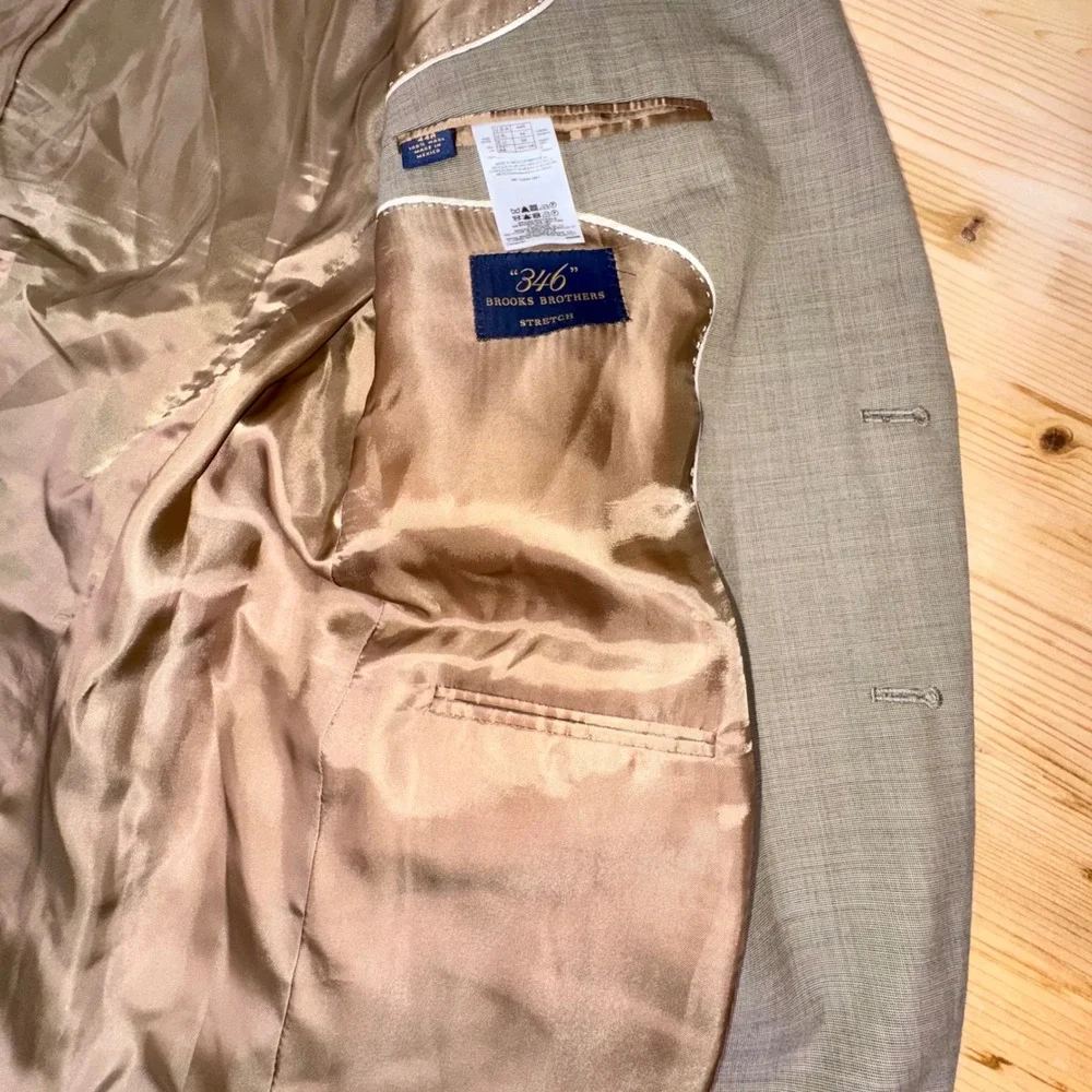 Brooks Brothers 346 Men's 44R Wool Blazer Tan 2 Button Sport Coat Jacket